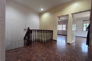 PASIR PUTEH/PENGKALAN