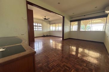 PASIR PUTEH/PENGKALAN