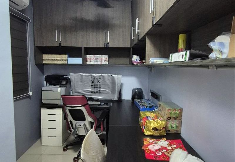 Manhattan Condominium