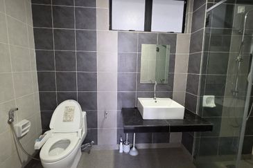 Upper East @ Tiger Lane