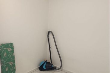 KONDOMINIUM DAMAIPURI