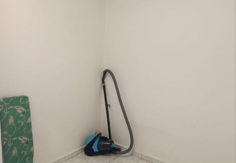 KONDOMINIUM DAMAIPURI