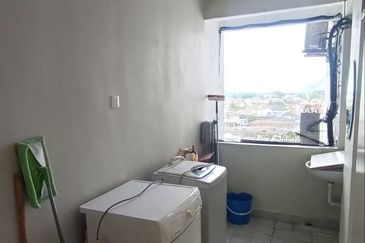 KONDOMINIUM DAMAIPURI