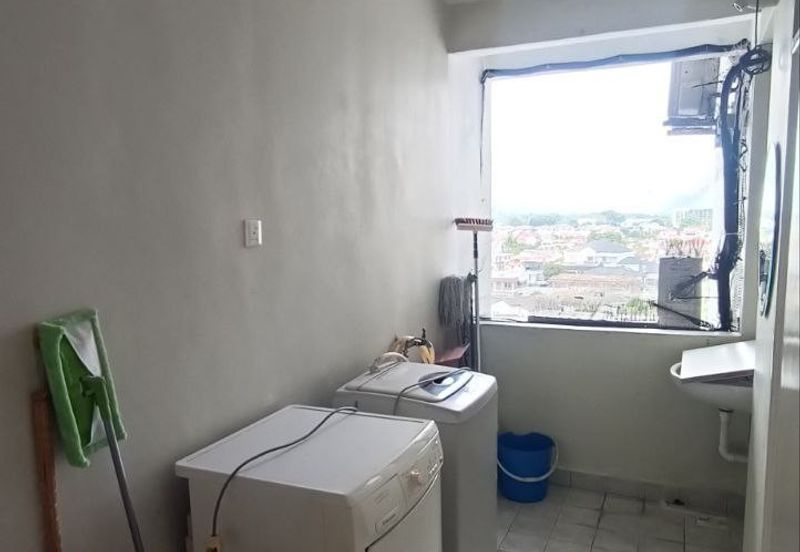 KONDOMINIUM DAMAIPURI