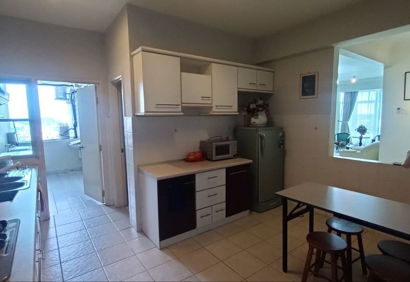 KONDOMINIUM DAMAIPURI