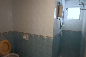 KONDOMINIUM DAMAIPURI