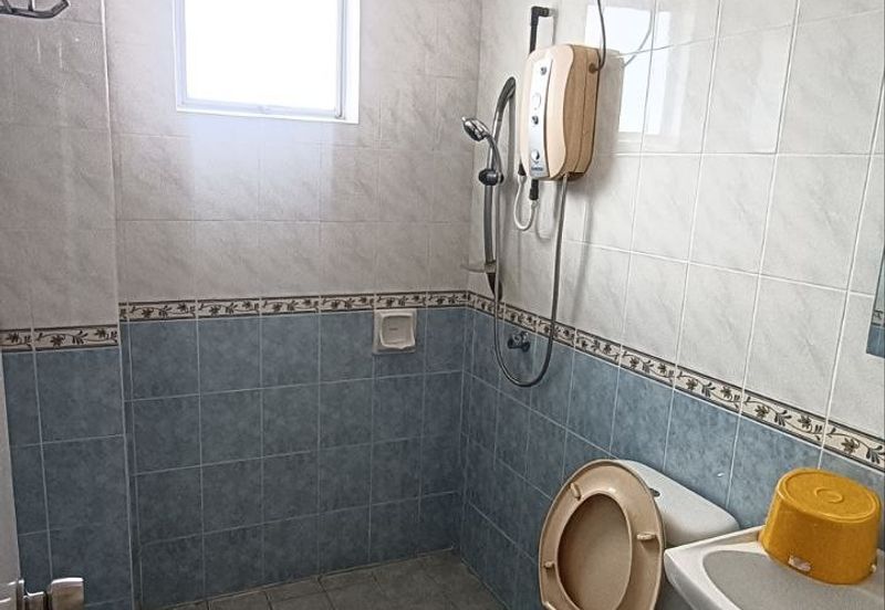 KONDOMINIUM DAMAIPURI