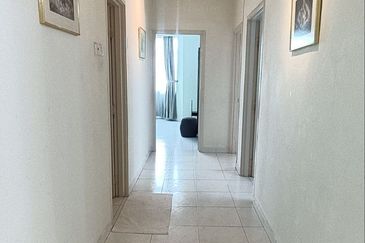 KONDOMINIUM DAMAIPURI