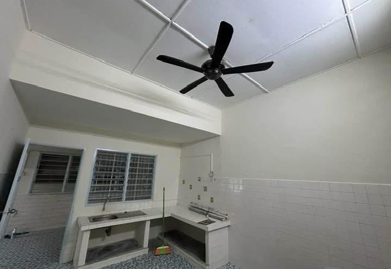 PASIR PUTEH/PENGKALAN