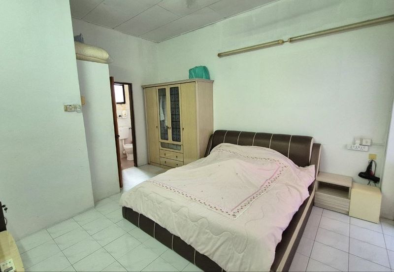 TAMAN SRI PENGKALAN BARAT MEWAH