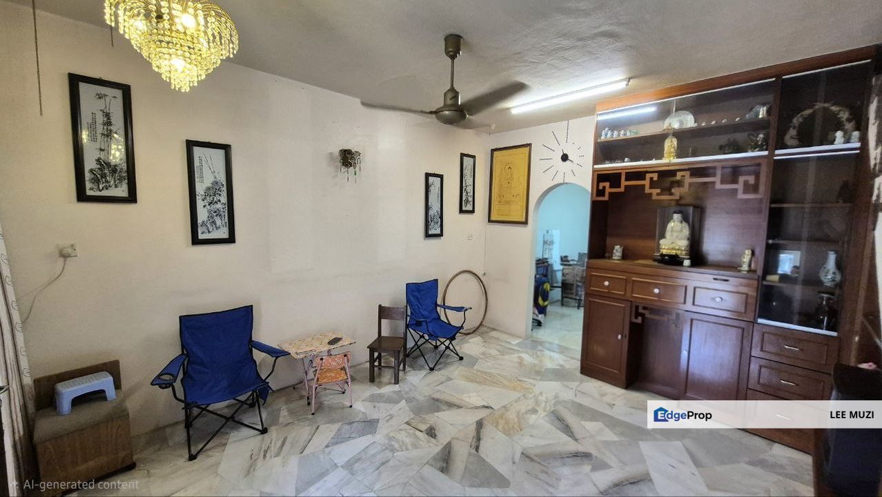 TAMAN CEMPAKA IPOH TOWN RENOVATED EXTENDED WELL MAINTAIN DOUBLE STOREY TERRACE HOUSE FOR SALE, Perak, Ipoh