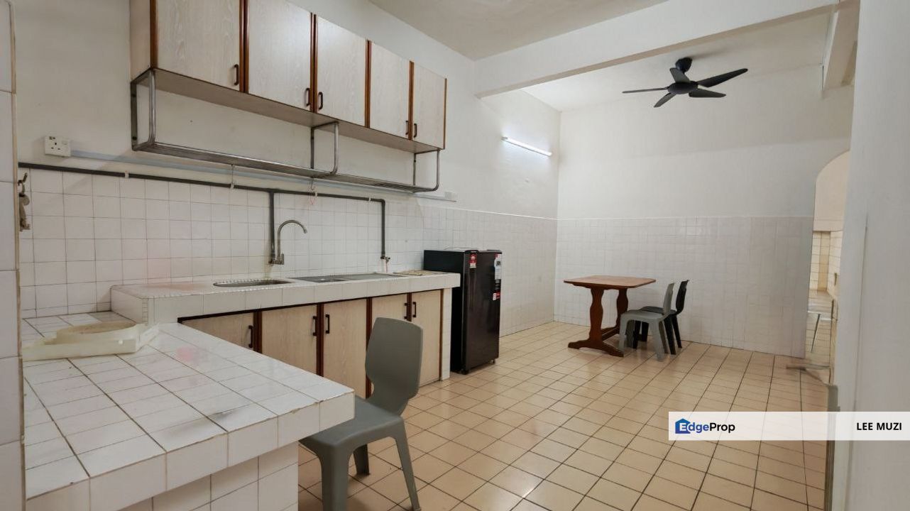 SIMEE IPOH GARDEN IPOH TOWN PARTIAL FURNISHED GREAT LOCATION DOUBLE STOREY TERRACE HOUSE FOR RENT, Perak, Kinta