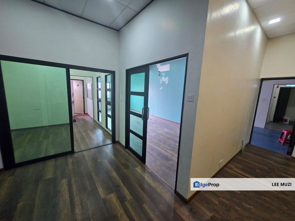 BATU GAJAH IPOH PERAK FACING MAIN ROAD GOOD CONDITION 2 ADJOINING SHOP LOT  FOR RENT, Perak, Pusing