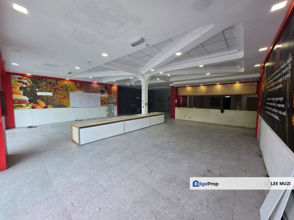 BATU GAJAH IPOH PERAK FACING MAIN ROAD GOOD CONDITION 2 ADJOINING SHOP LOT  FOR RENT, Perak, Pusing