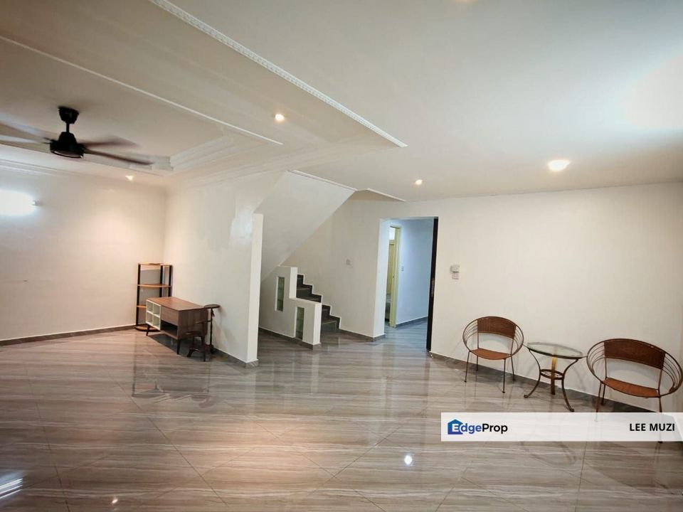 TAMAN TASEK INDAH BERCHAM TASEK PARTIAL FURNISHED WITH AUTO GATE DOUBLE STOREY TERRACE HOUSE FOR RENT, Perak, Ipoh