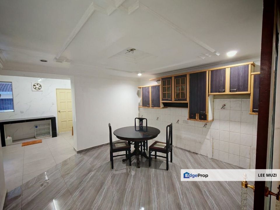 TAMAN TASEK INDAH BERCHAM TASEK PARTIAL FURNISHED WITH AUTO GATE DOUBLE STOREY TERRACE HOUSE FOR RENT, Perak, Ipoh