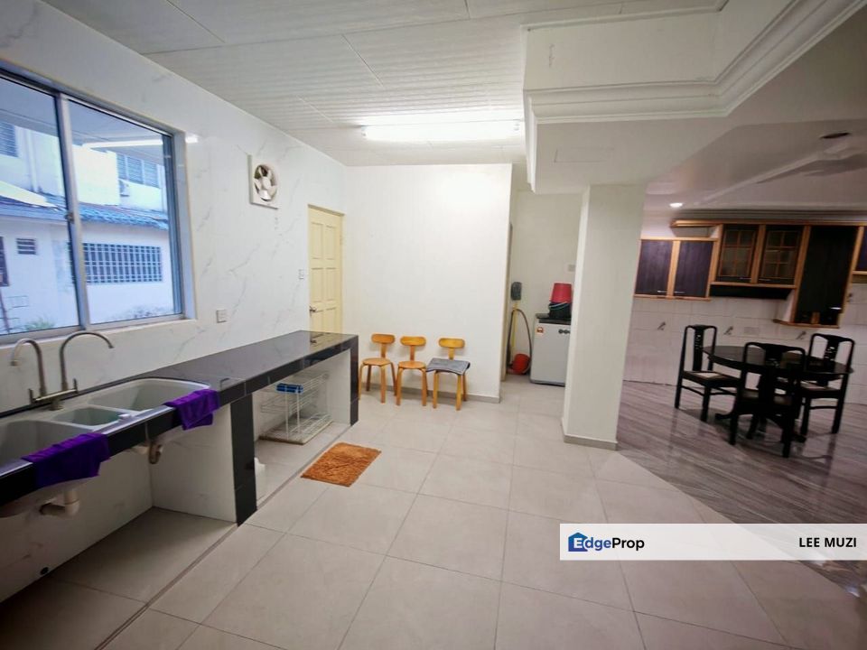 TAMAN TASEK INDAH BERCHAM TASEK PARTIAL FURNISHED WITH AUTO GATE DOUBLE STOREY TERRACE HOUSE FOR RENT, Perak, Ipoh