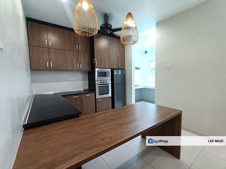 GENESIS JALAN KUALA KANGSAR IPOH TOWN GATED GUARDED FULLY FURNISHED UPPER FLOOR TOWN HOUSE FOR RENT, Perak, Ipoh