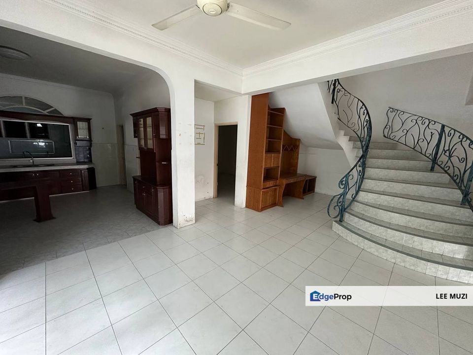 TAMAN BOULEVARD IPOH GARDEN NEAR SUNWAY BERCHAM FREEHOLD LOW DESITY SEMI D FOR SALE, Perak, Kinta