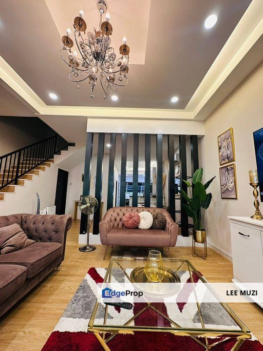 LAHAT MINES MENGLEMBU STATION 18 PARTIAL FURNISHED RENOVATED DOUBLE STORY TERRACE HOUSE FOR RENT / SALE, Perak, Kinta