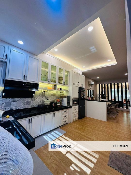 LAHAT MINES MENGLEMBU STATION 18 PARTIAL FURNISHED RENOVATED DOUBLE STORY TERRACE HOUSE FOR RENT / SALE, Perak, Kinta