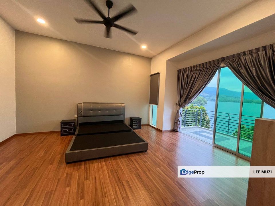 LAHAT MINES STATION 18 MENGLEMBU IPOH PARTIAL FURNISHED NICE VIEW DOUBLE STOREY SUPERLINK TERRACE HOUSE FOR RENT, Perak, Lahat
