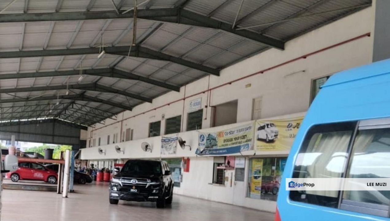 Jalan Kuala Kangsar ipoh commercial land with building 100amp electric For rent, Perak, Ipoh