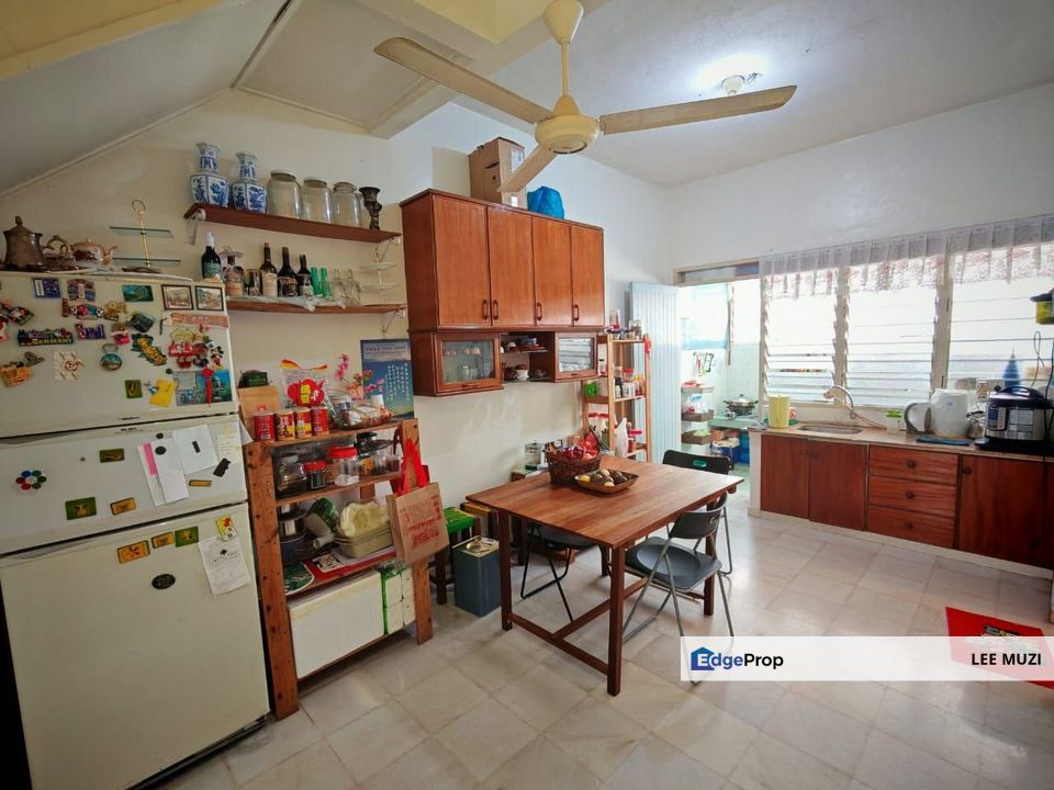 TAMAN SONG CHOON NEAR BOTANI AMPANG GUNUNG RAPAT  EXTENDED GOOD CONDITION DOUBLE STOREY TERRACE HOUSE FOR SALE, Perak, Ipoh