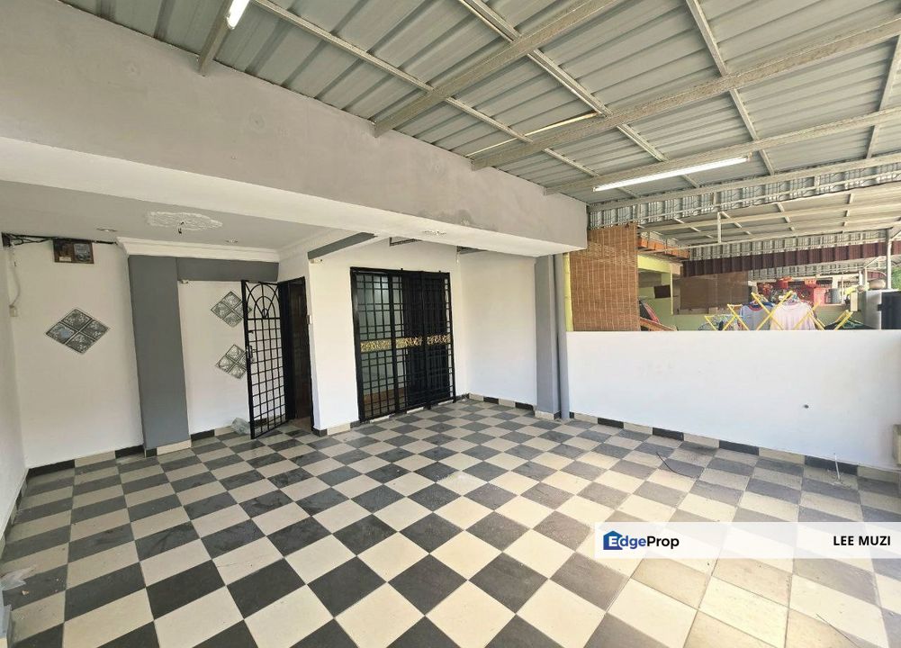 BERCHAM NEAR SUNWAY TAMBUN IPOH RENOVATED EXTENDED MOVE IN CONDITION DOUBLE STOREY TERRACE HOUSE FOR SALE, Perak, Ipoh