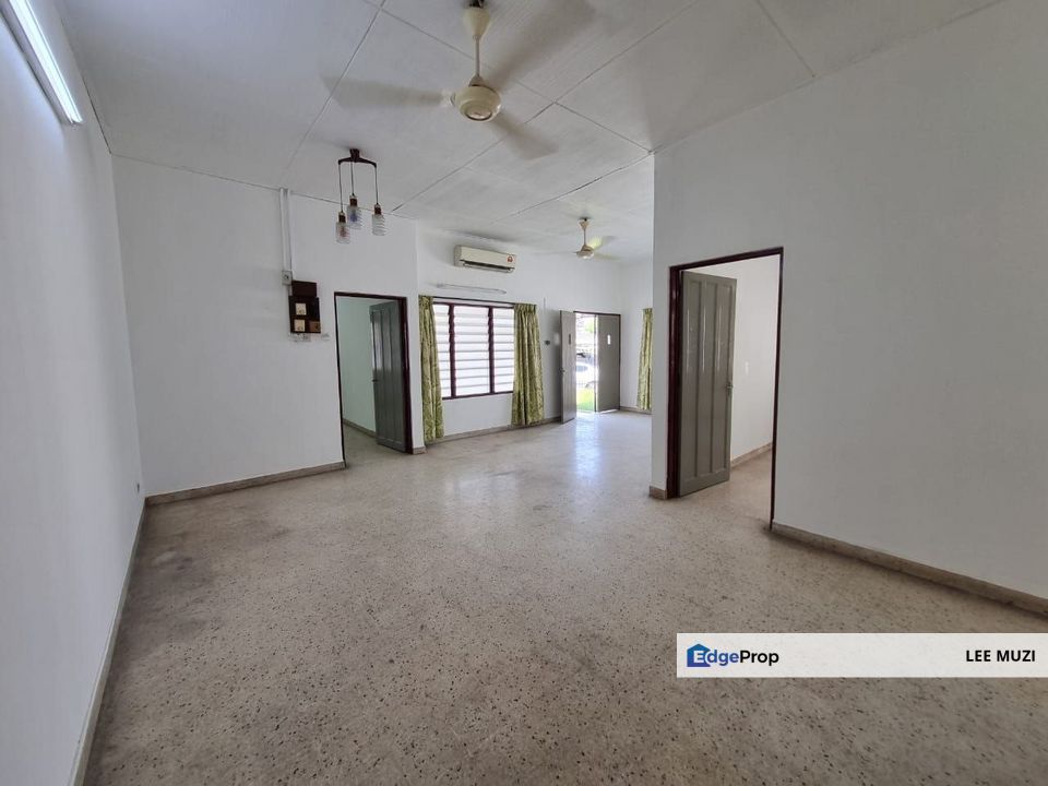 PASIR PUTEH PASIR PINJI IPOH FREEHOLD SINGLE STOREY SEMI D FOR SALE, Perak, Kinta