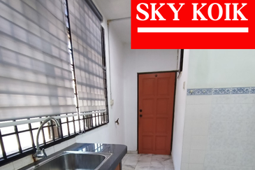 Bandar Laguna Merbok