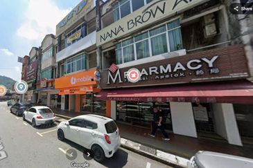 Pusat Perniagaan Maju Jaya