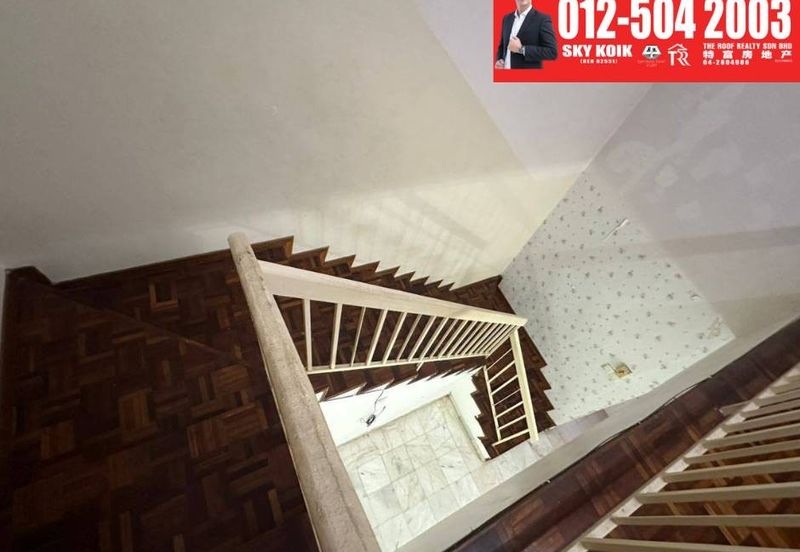 Bandar Laguna Merbok