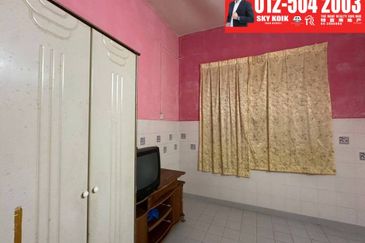 Bandar Laguna Merbok