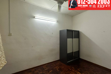 Bandar Laguna Merbok