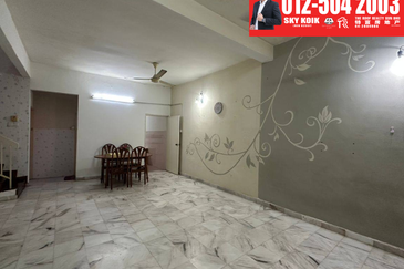 Bandar Laguna Merbok