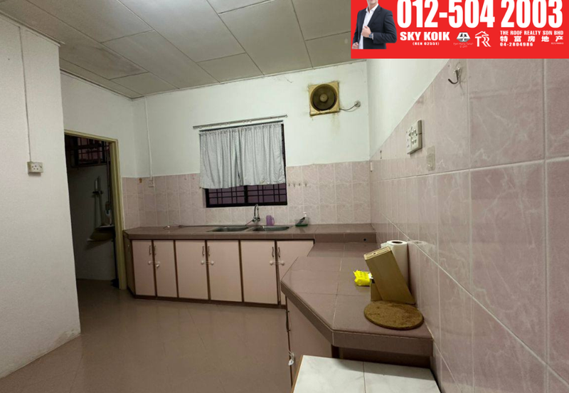 Bandar Laguna Merbok