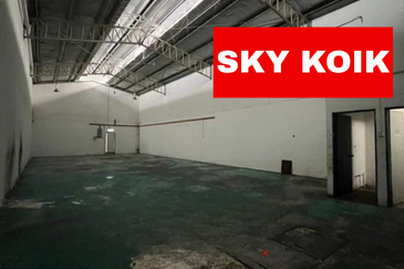 Jalan Sungai Tiram 7