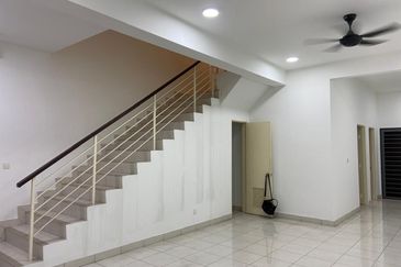 M Residence 2