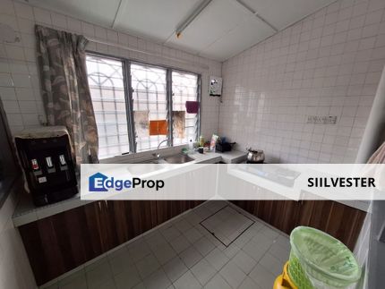 Bandar Sri Damansara 3 Bed 2 Bath, Selangor, Kepong