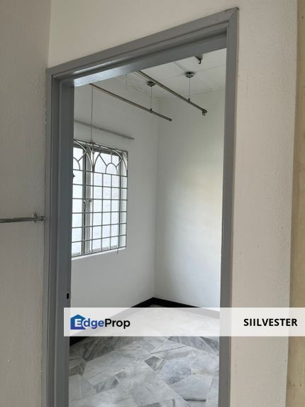 USJ 4 2025 sqft 4B 3B Freehold RM 1,000,000, Selangor, USJ