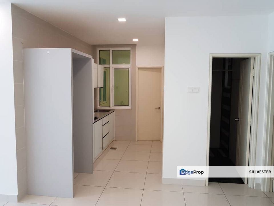 Central Residence Sg Besi, (3R2B) RM 800K 1058 sq ft /Partially furnished/Freehold, Kuala Lumpur, Salak Selatan