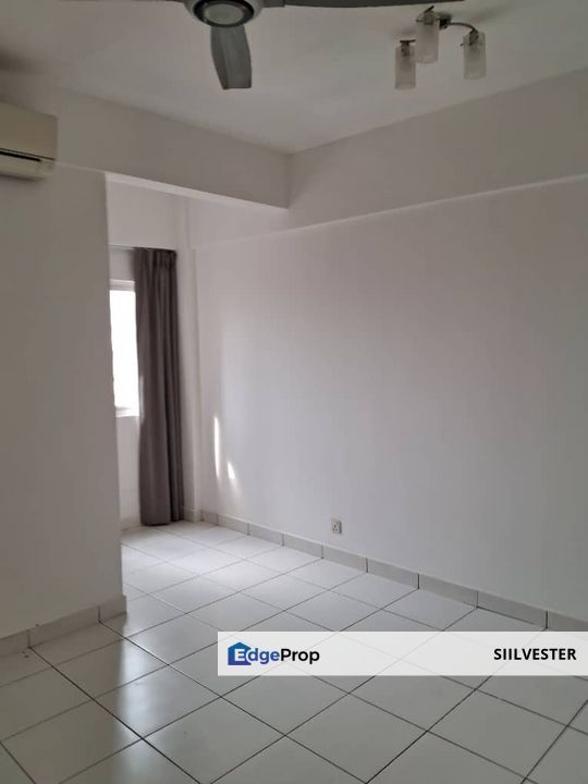 Sri Cempaka Flat For Sale RM150,000 624 sqft 2B 1B Freehold, Selangor, Bandar Sri Damansara