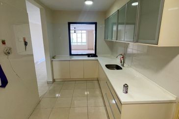 Casa Prima Condominium