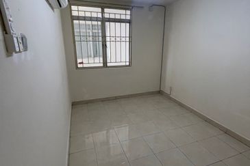 Casa Prima Condominium