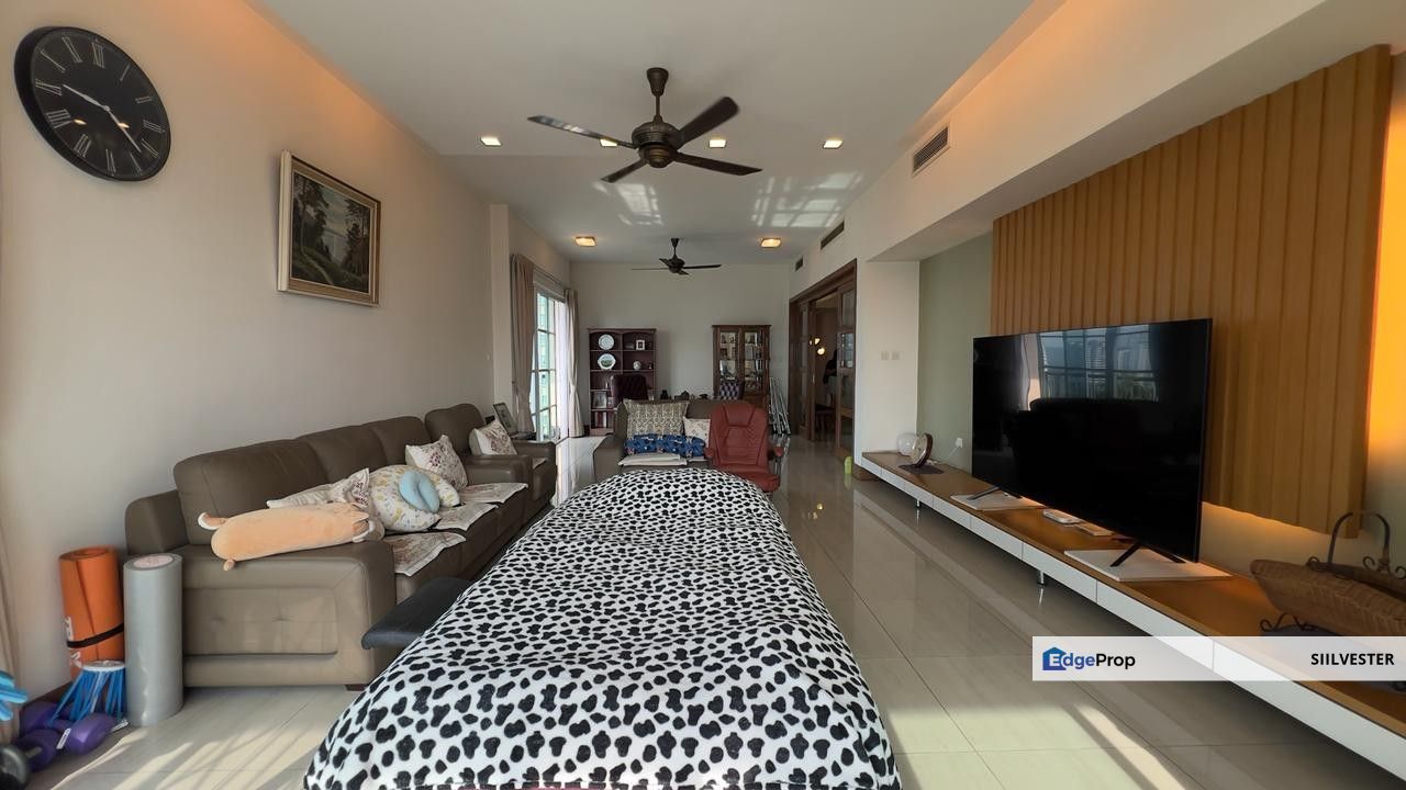 Mont Kiara Aman Condo For Sale @ RM 1.8 M /2648sqft/ 4B 4B / Freehold , Kuala Lumpur, Mont Kiara