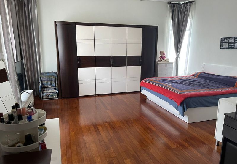 The Residence, Mont Kiara