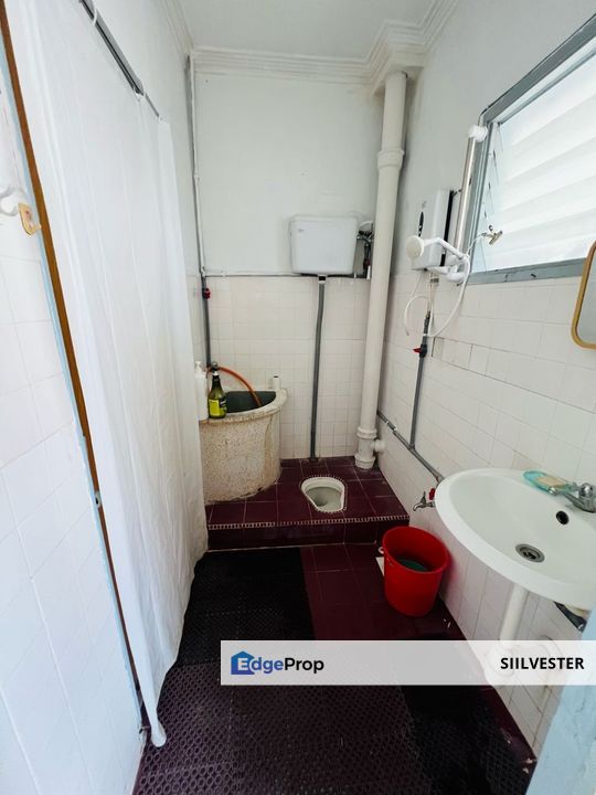 2 Storey Superlink Taman Melur @ Ampang For Sale RM 1.38 M / 3B 3B / 3759 sqft / Very big garden  /leasehold until 2085/, Selangor, Ampang