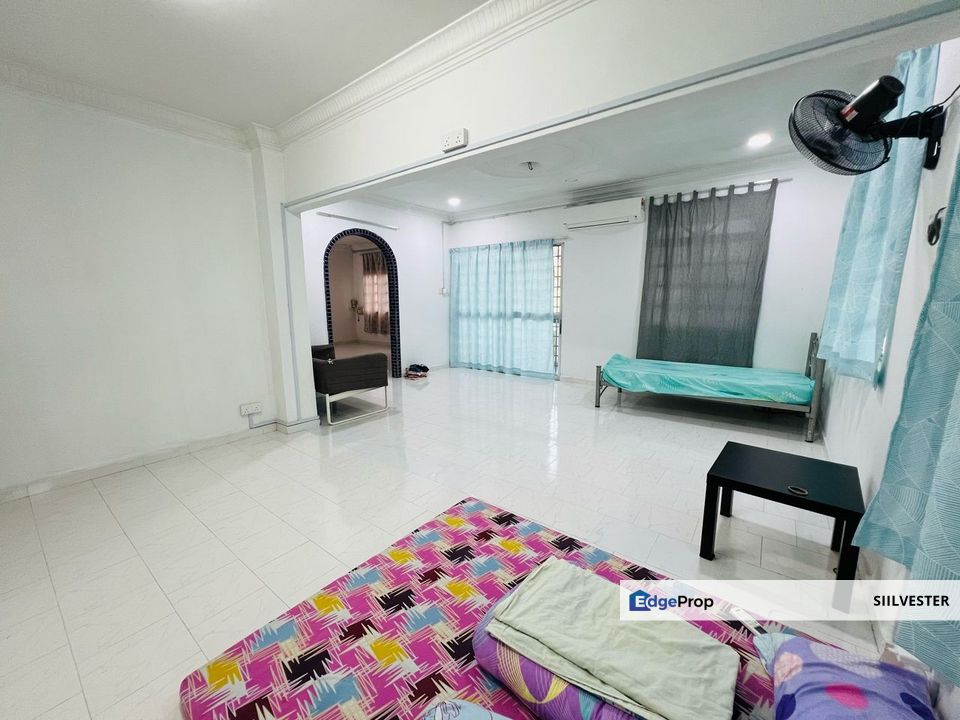 2 Storey Superlink Taman Melur @ Ampang For Sale RM 1.38 M / 3B 3B / 3759 sqft / Very big garden  /leasehold until 2085/, Selangor, Ampang