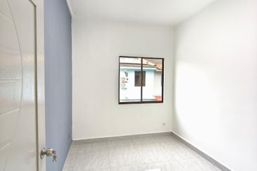 DOUBLE STOREY TERRACE, BUKIT INDAH